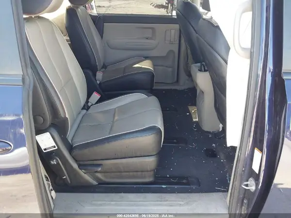 KNDMB5C11K6524044 2019 KIA SEDONA - Image 8