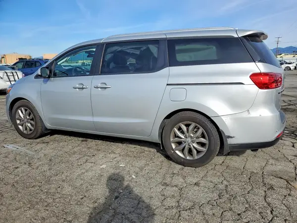 KNDMB5C11K6538168 2019 KIA SEDONA - Image 2