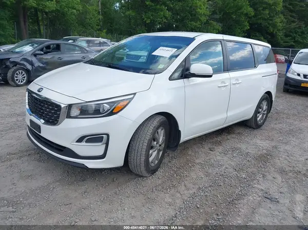 KNDMB5C11L6593785 2020 KIA SEDONA - Image 2