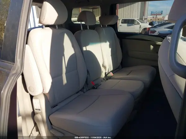 KNDMB5C11L6598100 2020 KIA SEDONA - Image 8