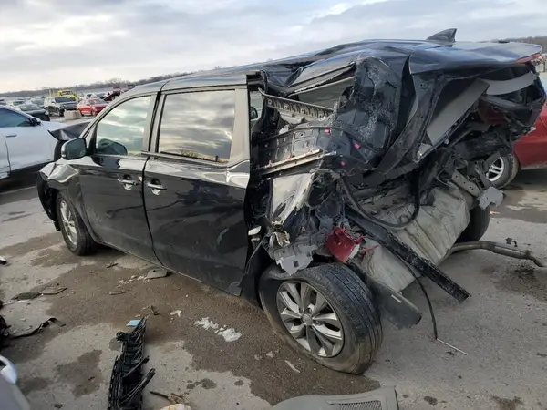 KNDMB5C11L6633749 2020 KIA SEDONA - Image 2