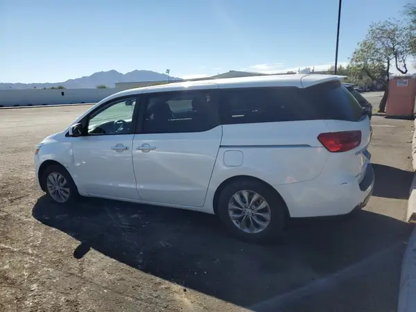 KNDMB5C11M6663240 2021 KIA SEDONA - Image 2