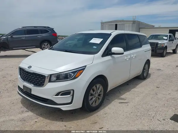 KNDMB5C11M6663643 2021 KIA SEDONA - Image 2