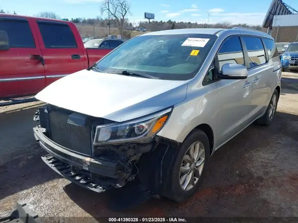 KNDMB5C11M6664811 2021 KIA SEDONA - Image 2