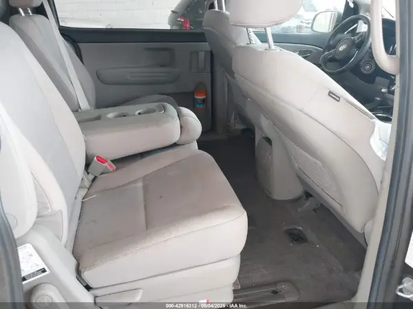 KNDMB5C11M6667868 2021 KIA SEDONA - Image 8