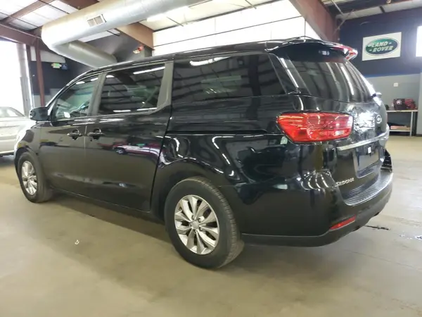 KNDMB5C11M6668518 2021 KIA SEDONA - Image 2