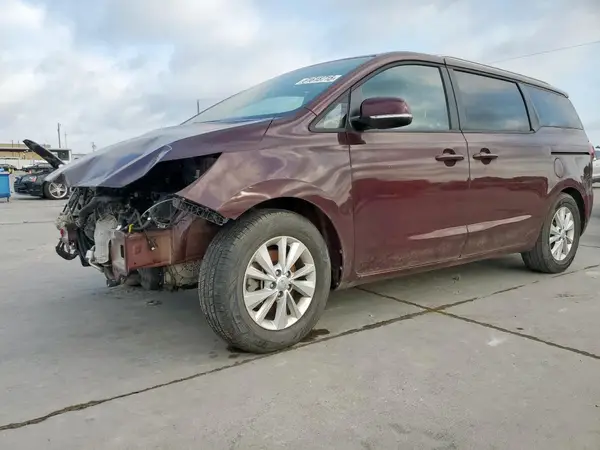 KNDMB5C12G6082138 2016 KIA SEDONA - Image 1