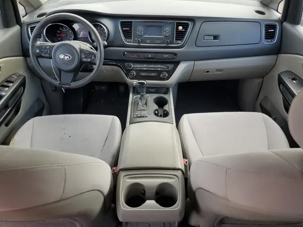 KNDMB5C12G6083287 2016 KIA SEDONA - Image 8