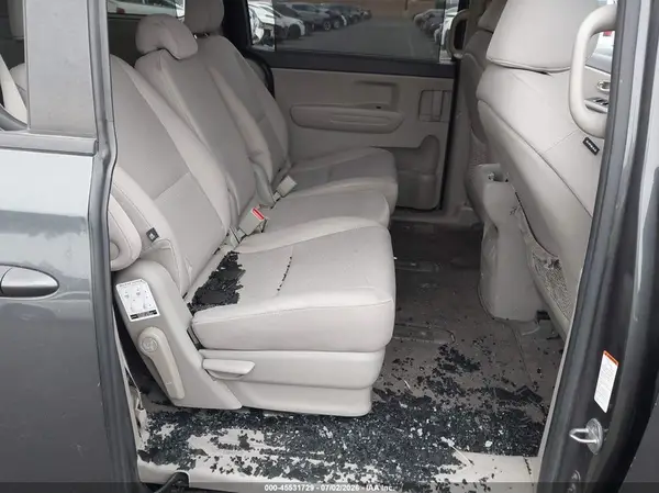 KNDMB5C12G6085024 2016 KIA SEDONA - Image 8