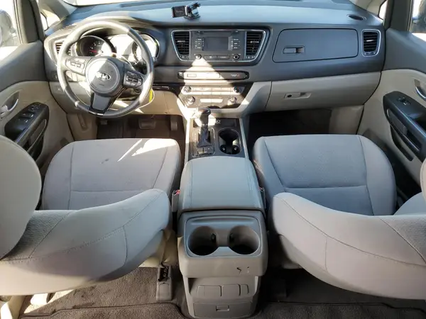 KNDMB5C12G6089722 2016 KIA SEDONA - Image 8
