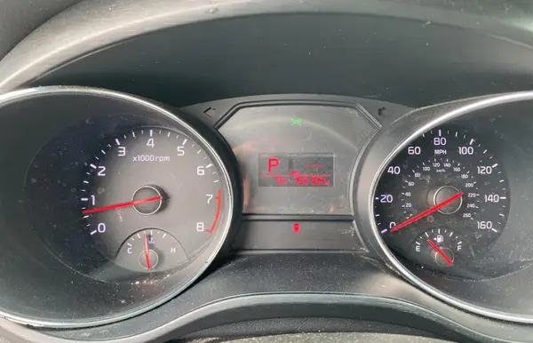 KNDMB5C12G6091082 2016 KIA SEDONA - Image 8