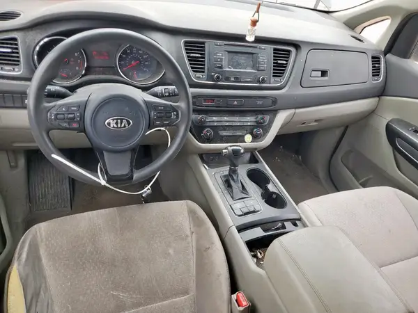 KNDMB5C12G6091115 2016 KIA SEDONA - Image 8