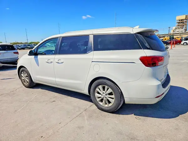 KNDMB5C12G6091311 2016 KIA SEDONA - Image 2