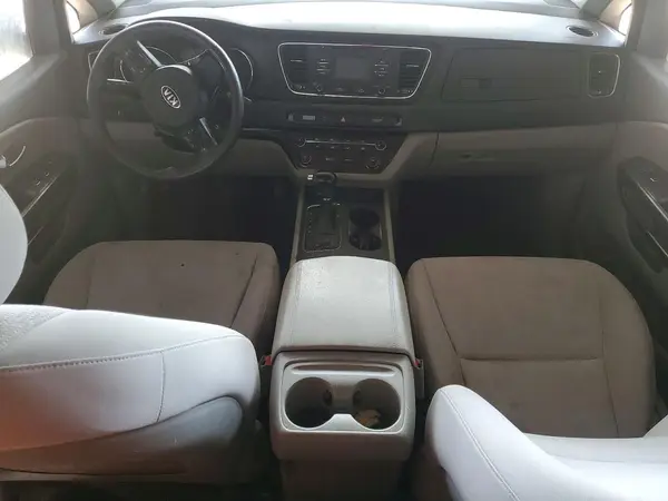 KNDMB5C12G6098677 2016 KIA SEDONA - Image 8