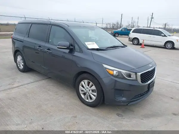 KNDMB5C12G6107152 2016 KIA SEDONA - Image 1