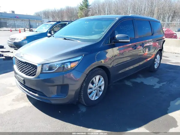 KNDMB5C12G6119852 2016 KIA SEDONA - Image 2