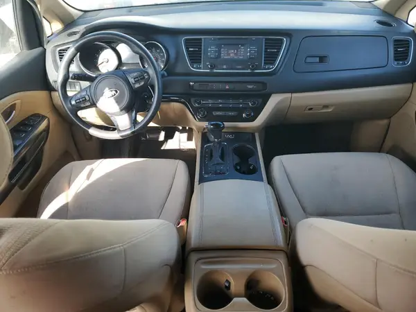KNDMB5C12G6132522 2016 KIA SEDONA - Image 8