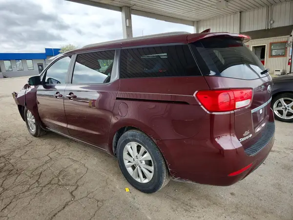 KNDMB5C12G6159784 2016 KIA SEDONA - Image 2