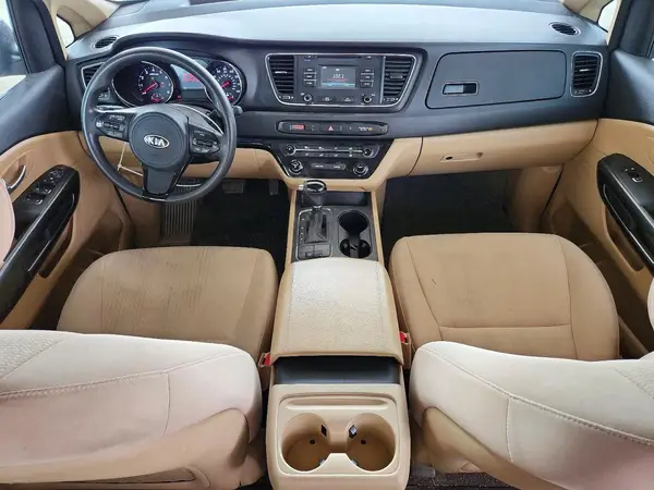 KNDMB5C12G6159784 2016 KIA SEDONA - Image 8