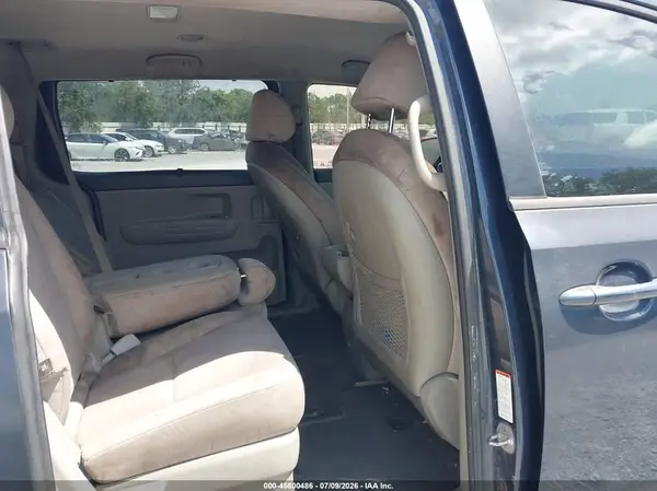 KNDMB5C12G6162068 2016 KIA SEDONA - Image 8