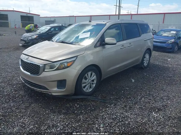 KNDMB5C12G6187200 2016 KIA SEDONA - Image 2