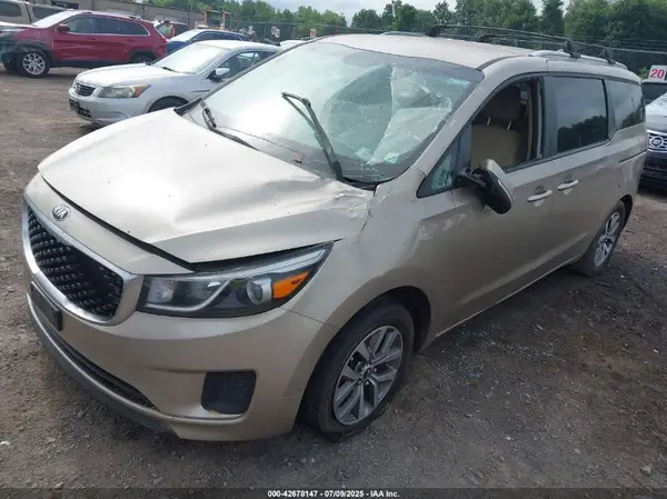 KNDMB5C12G6189464 2016 KIA SEDONA - Image 2