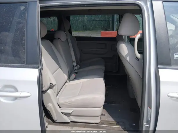 KNDMB5C12G6192543 2016 KIA SEDONA - Image 8