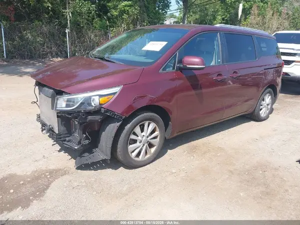 KNDMB5C12G6196558 2016 KIA SEDONA - Image 2