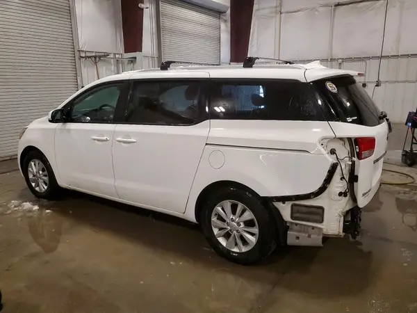KNDMB5C12G6197029 2016 KIA SEDONA - Image 2