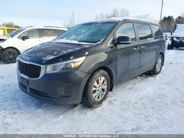 KNDMB5C12G6204948 2016 KIA SEDONA - Image 2