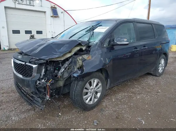 KNDMB5C12G6215285 2016 KIA SEDONA - Image 2