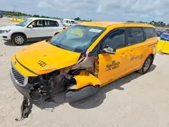 KNDMB5C12G6216386 2016 KIA SEDONA