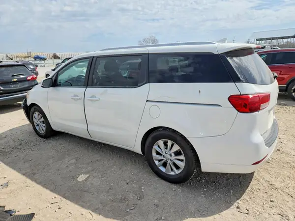 KNDMB5C12G6216629 2016 KIA SEDONA - Image 2
