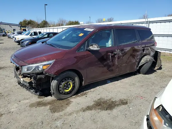 KNDMB5C12H6230189 2017 KIA SEDONA - Image 1