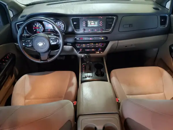 KNDMB5C12H6230418 2017 KIA SEDONA - Image 8