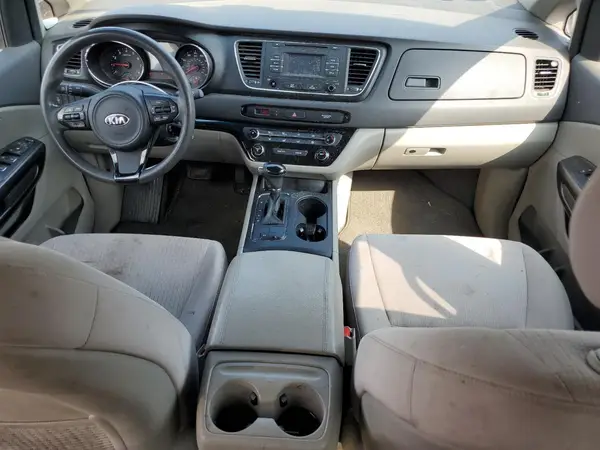 KNDMB5C12H6231276 2017 KIA SEDONA - Image 8