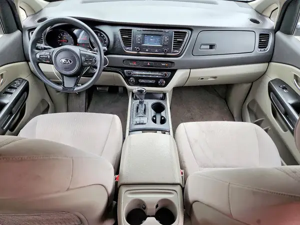 KNDMB5C12H6234274 2017 KIA SEDONA - Image 8