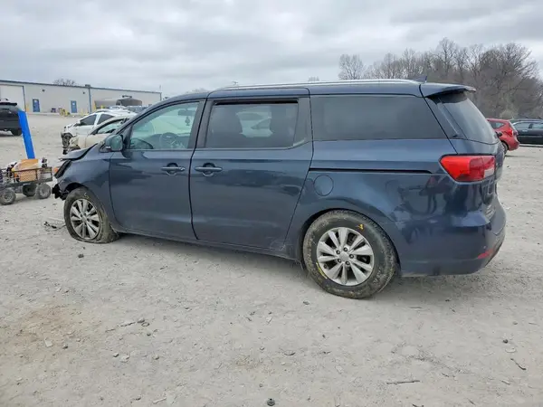KNDMB5C12H6244240 2017 KIA SEDONA - Image 2