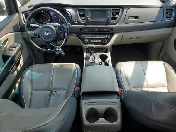 KNDMB5C12H6260325 2017 KIA SEDONA - Image 8
