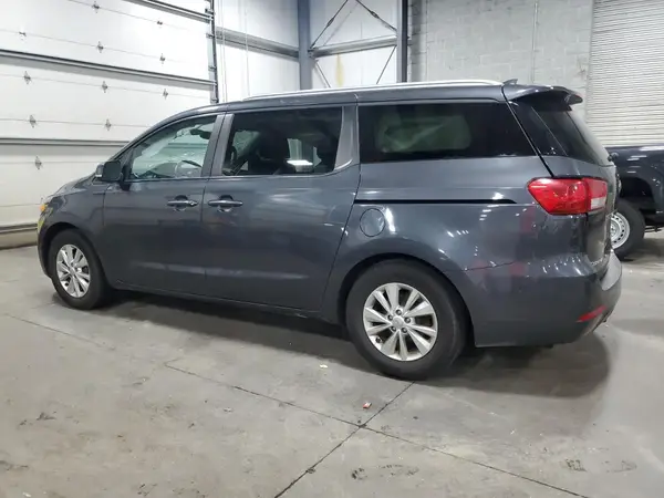 KNDMB5C12H6280851 2017 KIA SEDONA - Image 2