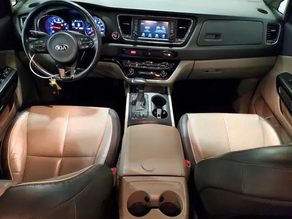 KNDMB5C12H6283278 2017 KIA SEDONA - Image 8