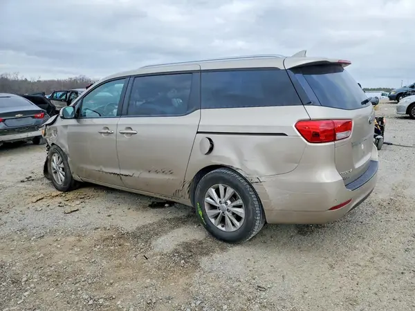 KNDMB5C12H6284737 2017 KIA SEDONA - Image 2