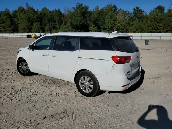 KNDMB5C12H6285824 2017 KIA SEDONA - Image 2