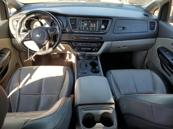 KNDMB5C12H6290571 2017 KIA SEDONA - Image 8