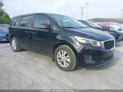 KNDMB5C12H6298766 2017 KIA SEDONA