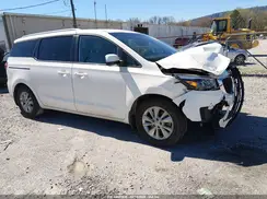 KNDMB5C12H6305313 2017 KIA SEDONA