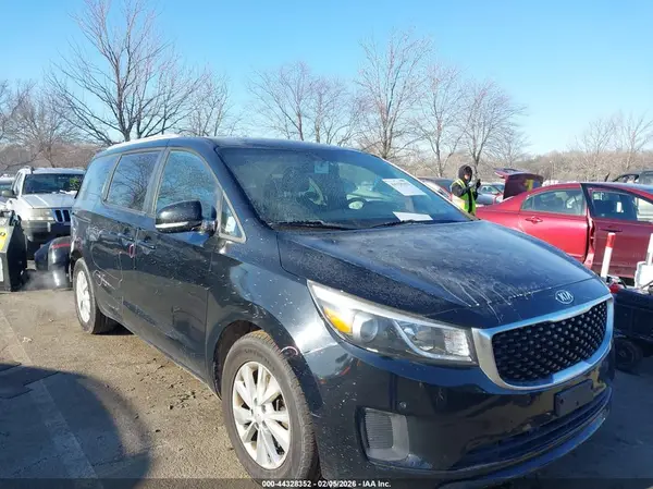 KNDMB5C12H6309538 2017 KIA SEDONA - Image 1