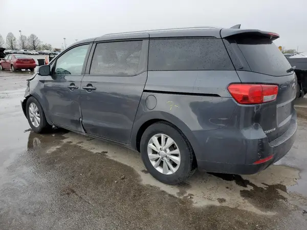 KNDMB5C12H6316232 2017 KIA SEDONA - Image 2