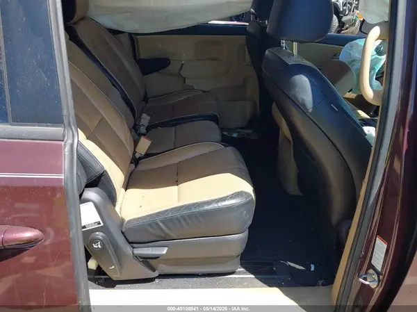KNDMB5C12H6328171 2017 KIA SEDONA - Image 8