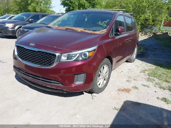 KNDMB5C12H6341132 2017 KIA SEDONA - Image 2